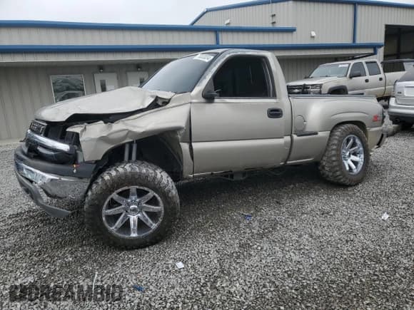 ✅ 2000 Chevrolet Silverado 1500 LS • VIN: 1GCEK14TXYZ261475 • Лот: 79333034. Опубликован ранее на Copart с пробегом Не указан. Бесплатный доступ к архиву аукционных продаж из США и подробный отчёт об истории автомобиля на DreamBid. Изображение 1.