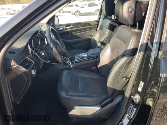 ✅ 2018 Mercedes-Benz GLS 550 • VIN: 4JGDF7DE9JB121870 • Lot: 71542495. Listed on Copart with 70,273 mi. Free auction sales archive from the USA and detailed vehicle history report at DreamBid. Image 7.
