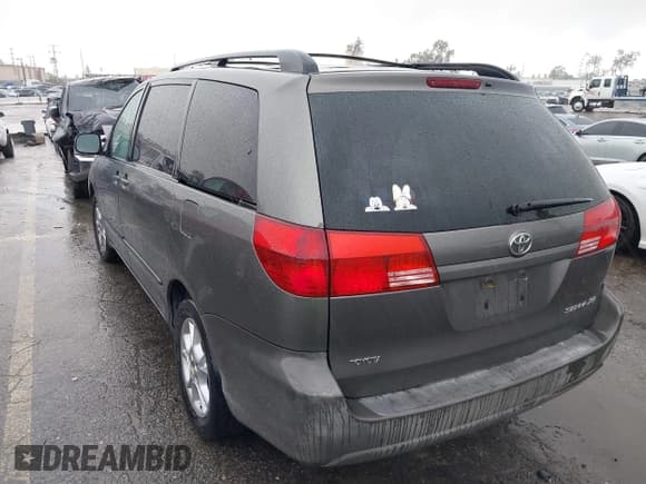 ✅ 2005 Toyota Sienna XLE • VIN: 5TDZA22C25S240646 • Lot: 43713834. Wystawiony na IAAI z przebiegiem 264 643 mil. Bezpłatny archiwum sprzedaży aukcyjnych z USA i szczegółowy raport historii pojazdu na DreamBid. Zdjęcie 3.