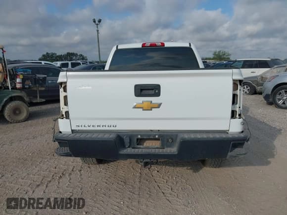 ✅ 2018 Chevrolet Silverado 1500 Work Truck • VIN: 3GCUKNEC1JG451480 • Лот: 42830012. Опубликован ранее на IAAI с пробегом 207 641 миль. Бесплатный доступ к архиву аукционных продаж из США и подробный отчёт об истории автомобиля на DreamBid. Изображение 15.