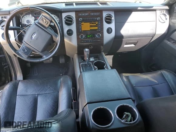 ✅ 2010 Ford Expedition Max Limited • VIN: 1FMJK2A51AEA94197 • Lot: 90499965. Wystawiony na Copart z przebiegiem 259 074 mil. Bezpłatny archiwum sprzedaży aukcyjnych z USA i szczegółowy raport historii pojazdu na DreamBid. Zdjęcie 8.