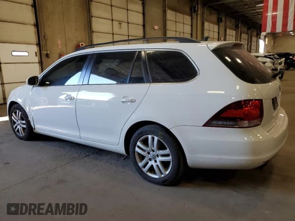 ✅ 2010 Volkswagen Jetta TDI • VIN: 3VWTL7AJ8AM607151 • Lot: 71553754. Wystawiony na Copart z przebiegiem 173 811 mil. Bezpłatny archiwum sprzedaży aukcyjnych z USA i szczegółowy raport historii pojazdu na DreamBid. Zdjęcie 2.