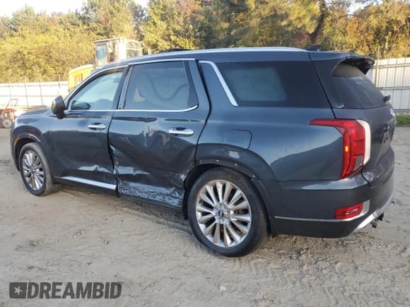 ✅ 2020 Hyundai Palisade Limited • VIN: KM8R54HE6LU135878 • Лот: 78450584. Опубликован ранее на Copart с пробегом 47 202 миль. Бесплатный доступ к архиву аукционных продаж из США и подробный отчёт об истории автомобиля на DreamBid. Изображение 2.
