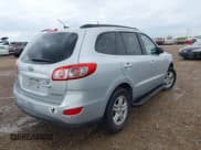 ✅ 2010 Hyundai Santa Fe GLS • VIN: 5NMSG3AB3AH384296 • Лот: 43223357. Опубликован ранее на IAAI с пробегом 160 962 миль. Бесплатный доступ к архиву аукционных продаж из США и подробный отчёт об истории автомобиля на DreamBid. Изображение 4.