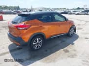 ✅ 2019 Nissan Kicks SR • VIN: 3N1CP5CU1KL506322 • Lot: 43112512. Wystawiony na IAAI z przebiegiem 67 171 mil. Bezpłatny archiwum sprzedaży aukcyjnych z USA i szczegółowy raport historii pojazdu na DreamBid. Zdjęcie 4.