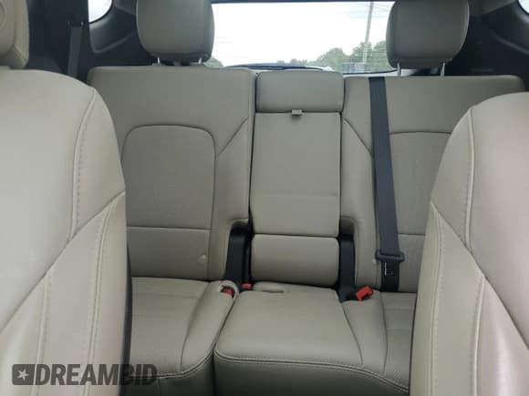 ✅ 2017 Hyundai Santa Fe Ultimate • VIN: 5XYZWDLA5HG497652 • Лот: 68121214. Опубликован ранее на Copart с пробегом 85 621 миль. Бесплатный доступ к архиву аукционных продаж из США и подробный отчёт об истории автомобиля на DreamBid. Изображение 10.