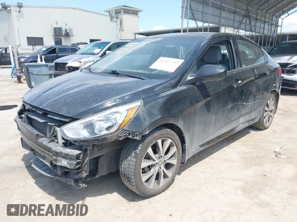 ✅ 2017 Hyundai Accent SE • VIN: KMHCT4AE8HU353902 • Lot: 42913752. Wystawiony na IAAI z przebiegiem 60 941 mil. Bezpłatny archiwum sprzedaży aukcyjnych z USA i szczegółowy raport historii pojazdu na DreamBid. Zdjęcie 2.