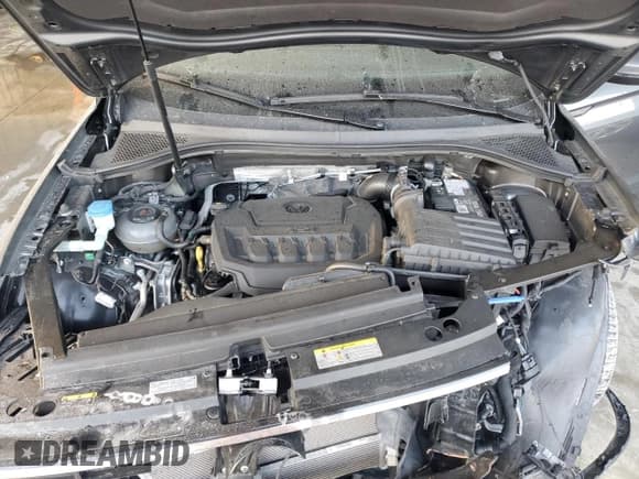 ✅ 2024 Volkswagen Tiguan S • VIN: 3VVRB7AX6RM059698 • Lot: 48455235. Wystawiony na Copart z przebiegiem 34 344 mil. Bezpłatny archiwum sprzedaży aukcyjnych z USA i szczegółowy raport historii pojazdu na DreamBid. Zdjęcie 12.