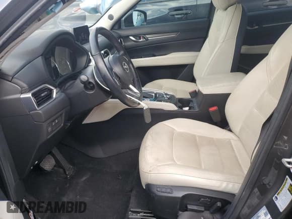 ✅ 2019 Mazda CX-5 Grand Touring • VIN: JM3KFADM7K0622051 • Lot: 86213585. Listed on Copart with 68,022 mi. Free auction sales archive from the USA and detailed vehicle history report at DreamBid. Image 7.