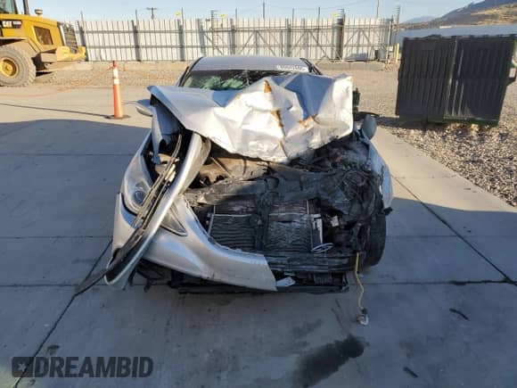 2014 Hyundai Sonata GLS с VIN 5NPEB4AC2EH927429, выставлен на аукционе Copart как лот 80642695 с пробегом Не указан миль и Списание • Salvage title. История ставок и продаж доступна на DreamBid. Изображение 5.