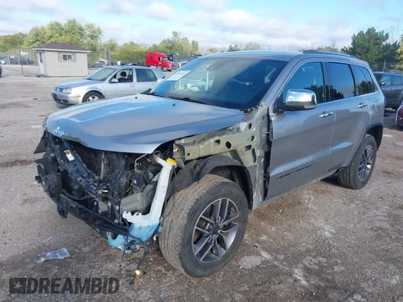 ✅ 2020 Jeep Grand Cherokee Limited • VIN: 1C4RJFBG2LC256080 • Лот: 43293236. Опубликован ранее на IAAI с пробегом 111 754 миль. Бесплатный доступ к архиву аукционных продаж из США и подробный отчёт об истории автомобиля на DreamBid. Изображение 2.