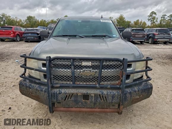 ✅ 2011 Chevrolet Silverado 1500 LT • VIN: 3GCPKSE38BG306613 • Лот: 94283355. Опубликован ранее на Copart с пробегом 215 193 миль. Бесплатный доступ к архиву аукционных продаж из США и подробный отчёт об истории автомобиля на DreamBid. Изображение 5.