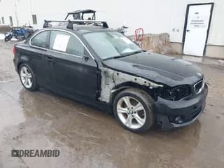 ✅ 2013 BMW 1 Series 128i • VIN: WBAUP9C59DVS94674 • Lot: 41716138. Wystawiony na IAAI z przebiegiem 87 088 mil. Bezpłatny archiwum sprzedaży aukcyjnych z USA i szczegółowy raport historii pojazdu na DreamBid. Zdjęcie 1.