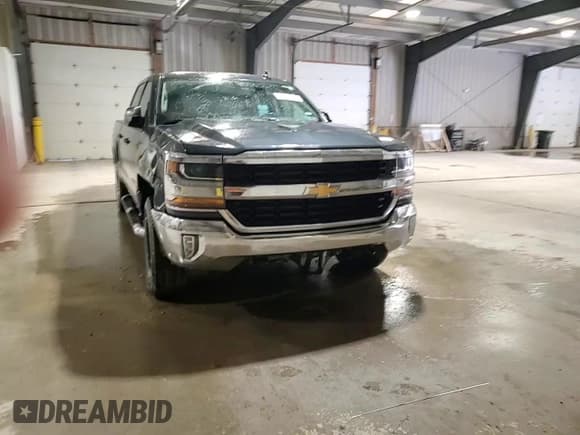 ✅ 2017 Chevrolet Silverado 1500 LT • VIN: 3GCUKREC7HG332690 • Lot: 82768415. Wystawiony na Copart z przebiegiem 94 651 mil. Bezpłatny archiwum sprzedaży aukcyjnych z USA i szczegółowy raport historii pojazdu na DreamBid. Zdjęcie 14.
