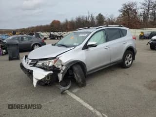 ✅ 2015 Toyota RAV4 XLE • VIN: 2T3RFREV4FW324345 • Lot: 90760785. Wystawiony na Copart z przebiegiem 192 560 mil. Bezpłatny archiwum sprzedaży aukcyjnych z USA i szczegółowy raport historii pojazdu na DreamBid. Zdjęcie 1.