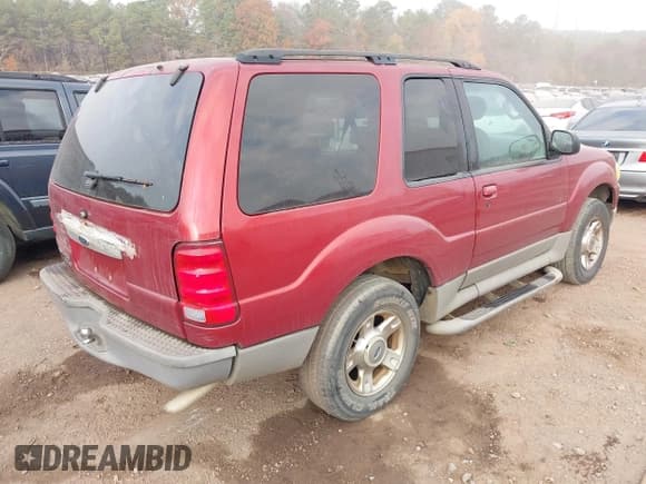 ✅ 2003 Ford Explorer Sport XLS • VIN: 1FMYU60E53UA58216 • Лот: 43749520. Опубликован ранее на IAAI с пробегом 222 539 миль. Бесплатный доступ к архиву аукционных продаж из США и подробный отчёт об истории автомобиля на DreamBid. Изображение 4.