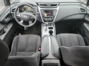 ✅ 2019 Nissan Murano SL • VIN: 5N1AZ2MJ3KN121597 • Lot: 93209795. Wystawiony na Copart z przebiegiem 51 972 mil. Bezpłatny archiwum sprzedaży aukcyjnych z USA i szczegółowy raport historii pojazdu na DreamBid. Zdjęcie 8.