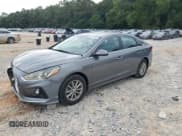 ✅ 2019 Hyundai Sonata SE • VIN: 5NPE24AF6KH790484 • Лот: 84831045. Опубликован ранее на Copart с пробегом 82 041 миль. Бесплатный доступ к архиву аукционных продаж из США и подробный отчёт об истории автомобиля на DreamBid. Изображение 1.