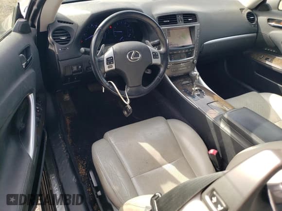 ✅ 2014 Lexus IS 250 C • VIN: JTHFF2C22E2531017 • Lot: 44370555. Listed on Copart with 118,514 mi. Free auction sales archive from the USA and detailed vehicle history report at DreamBid. Image 8.