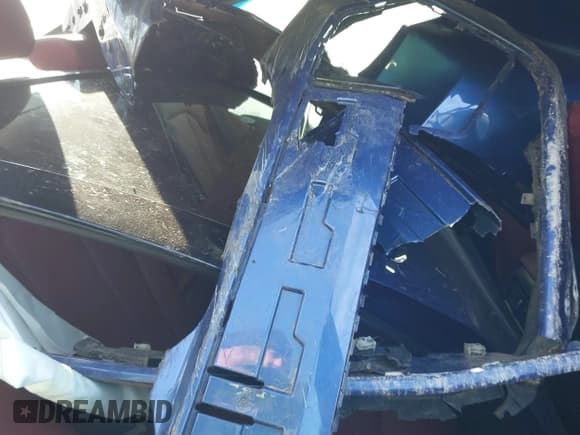 ✅ 2024 BMW 3 Series M340i xDrive • VIN: 3MW49FF00R8D93774 • Lot: 41330455. Listed on IAAI with 4,438 mi. Free auction sales archive from the USA and detailed vehicle history report at DreamBid. Image 8.