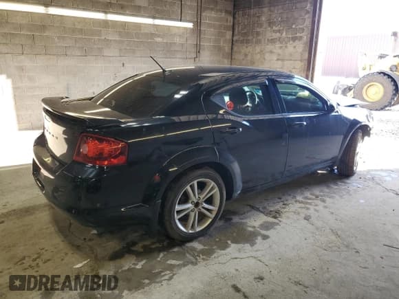 ✅ 2011 Dodge Avenger Heat • VIN: 1B3BD1FG2BN621982 • Лот: 82755244. Опубликован ранее на Copart с пробегом 131 367 миль. Бесплатный доступ к архиву аукционных продаж из США и подробный отчёт об истории автомобиля на DreamBid. Изображение 3.