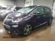 2019 Chevrolet Bolt EV Premier z VIN 1G1FZ6S07K4101301, wystawiony jako Copart lot #42653284 z przebiegiem 26 879 mil mil oraz . Historia ofert i sprzedaży dostępna na DreamBid. Obrazek 1.