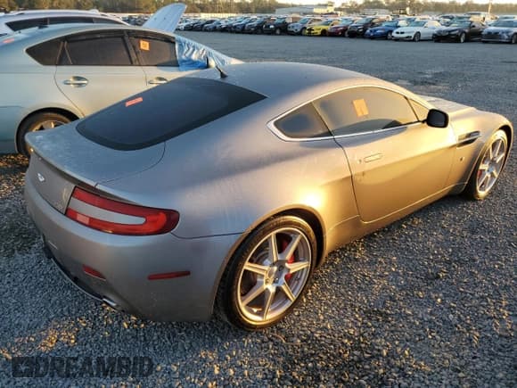 ✅ 2006 Aston Martin Vantage • VIN: SCFBB03B26GC01810 • Lot: 75127204. Listed on Copart with Not provided. Free auction sales archive from the USA and detailed vehicle history report at DreamBid. Image 3.