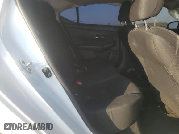 ✅ 2020 Nissan Sentra S • VIN: 3N1AB8BV0LY207880 • Lot: 89721415. Listed on Copart with 41,086 mi. Free auction sales archive from the USA and detailed vehicle history report at DreamBid. Image 10.