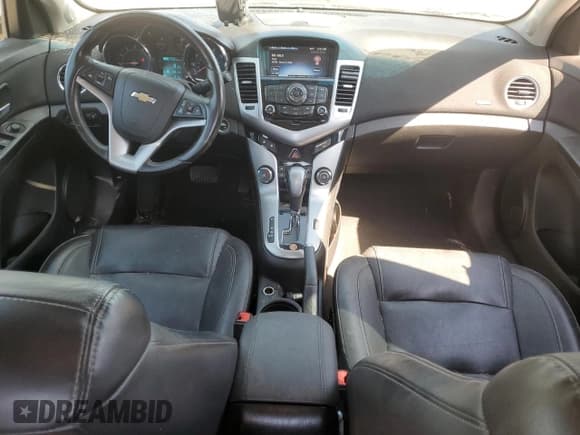 ✅ 2014 Chevrolet Cruze 2LT • VIN: 1G1PE5SBXE7324222 • Lot: 80117375. Listed on Copart with 100,638 mi. Free auction sales archive from the USA and detailed vehicle history report at DreamBid. Image 8.