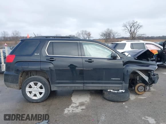 ✅ 2016 GMC Terrain SLE • VIN: 2GKFLTE3XG6118746 • Lot: 43709671. Wystawiony na IAAI z przebiegiem 103 832 mil. Bezpłatny archiwum sprzedaży aukcyjnych z USA i szczegółowy raport historii pojazdu na DreamBid. Zdjęcie 13.