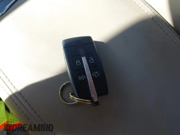 ✅ 2012 Ford Taurus Limited • VIN: 1FAHP2JW7CG137144 • Лот: 43502300. Опубликован ранее на IAAI с пробегом 114 005 миль. Бесплатный доступ к архиву аукционных продаж из США и подробный отчёт об истории автомобиля на DreamBid. Изображение 11.