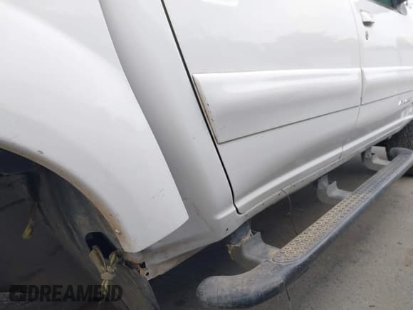 ✅ 2001 Ford Explorer Sport Trac • VIN: 1FMZU67E21UB69328 • Lot: 43433155. Listed on IAAI with 220,626 mi. Free auction sales archive from the USA and detailed vehicle history report at DreamBid. Image 14.