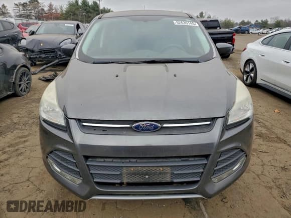 ✅ 2015 Ford Escape SE • VIN: 1FMCU9GX0FUB67500 • Лот: 92635145. Опубликован ранее на Copart с пробегом 108 531 миль. Бесплатный доступ к архиву аукционных продаж из США и подробный отчёт об истории автомобиля на DreamBid. Изображение 5.
