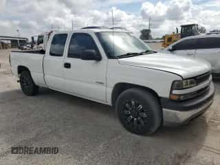 ✅ 2002 Chevrolet Silverado 1500 • VIN: 2GCEC19W521137601 • Lot: 73087944. Wystawiony na Copart z przebiegiem 182 363 mil mil. Skorzystaj z bezpłatnego archiwum sprzedaży aukcyjnych z USA i zobacz szczegółowy raport historii pojazdu na DreamBid. Zdjęcie 4.