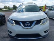 ✅ 2016 Nissan Rogue SV • VIN: 5N1AT2MV6GC832119 • Lot: 43131759. Listed on IAAI with 186,677 mi. Free auction sales archive from the USA and detailed vehicle history report at DreamBid. Image 12.