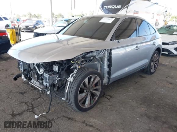 ✅ 2023 Audi SQ5 Sportback Premium Plus • VIN: WA124AFY1P2033677 • Lot: 41998875. Listed on IAAI with 34,674 mi. Free auction sales archive from the USA and detailed vehicle history report at DreamBid. Image 18.