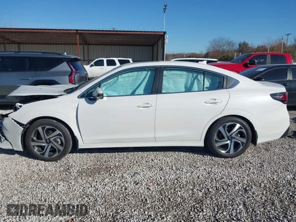 ✅ 2022 Subaru Legacy Limited • VIN: 4S3BWAN65N3022236 • Lot: 43653552. Listed on IAAI with 11,153 mi. Free auction sales archive from the USA and detailed vehicle history report at DreamBid. Image 14.
