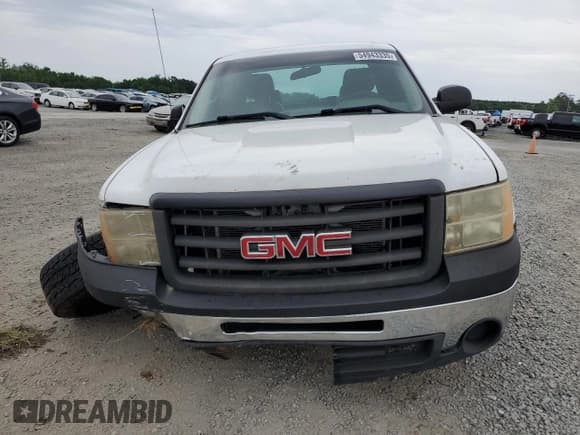 ✅ 2010 GMC Sierra 1500 • VIN: 1GTSCTEA9AZ180658 • Lot: 54943335. Wystawiony na Copart z przebiegiem 297 929 mil. Bezpłatny archiwum sprzedaży aukcyjnych z USA i szczegółowy raport historii pojazdu na DreamBid. Zdjęcie 5.