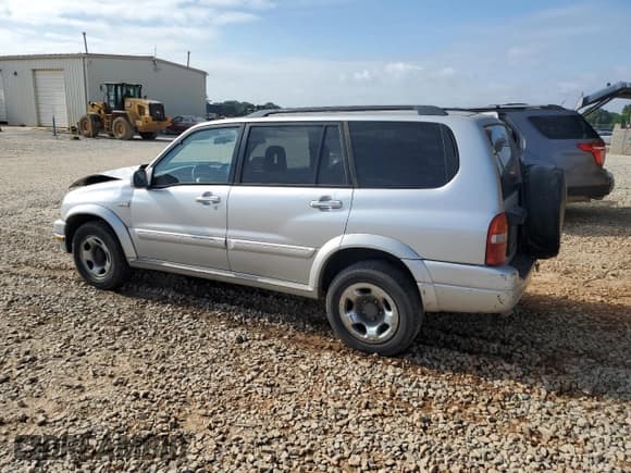 ✅ 2002 Suzuki XL7 Standard • VIN: JS3TY92V424105429 • Lot: 59790885. Wystawiony na Copart z przebiegiem 242 316 mil. Bezpłatny archiwum sprzedaży aukcyjnych z USA i szczegółowy raport historii pojazdu na DreamBid. Zdjęcie 2.