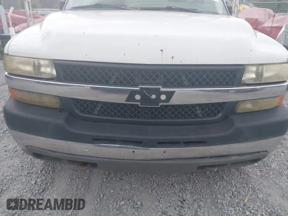 ✅ 2002 Chevrolet Silverado 2500HD • VIN: 1GCHC24U92E140704 • Lot: 43611134. Wystawiony na IAAI z przebiegiem Nie podano. Bezpłatny archiwum sprzedaży aukcyjnych z USA i szczegółowy raport historii pojazdu na DreamBid. Zdjęcie 6.