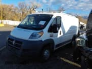 ✅ 2017 Ram ProMaster Cargo • VIN: 3C6TRVAG8HE542890 • Lot: 43499590. Wystawiony na IAAI z przebiegiem 102 516 mil. Bezpłatny archiwum sprzedaży aukcyjnych z USA i szczegółowy raport historii pojazdu na DreamBid. Zdjęcie 17.