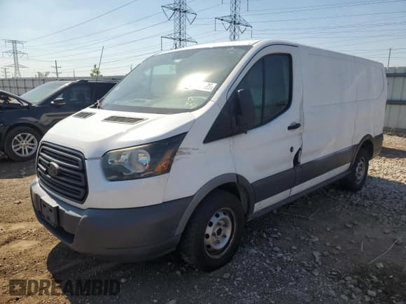 ✅ 2015 Ford Transit Cargo • VIN: 1FTNE1YM4FKA74992 • Лот: 80486125. Опубликован ранее на Copart с пробегом 212 740 миль. Бесплатный доступ к архиву аукционных продаж из США и подробный отчёт об истории автомобиля на DreamBid. Изображение 1.