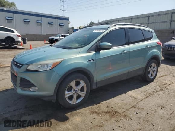 ✅ 2013 Ford Escape SE • VIN: 1FMCU0G95DUC62418 • Lot: 61829175. Wystawiony na Copart z przebiegiem 139 093 mil. Bezpłatny archiwum sprzedaży aukcyjnych z USA i szczegółowy raport historii pojazdu na DreamBid. Zdjęcie 1.