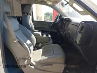 ✅ 2014 Chevrolet Silverado 1500 Work Truck • VIN: 1GCNKPEC1EZ329465 • Lot: 43564234. Wystawiony na IAAI z przebiegiem 143 198 mil. Bezpłatny archiwum sprzedaży aukcyjnych z USA i szczegółowy raport historii pojazdu na DreamBid. Zdjęcie 5.