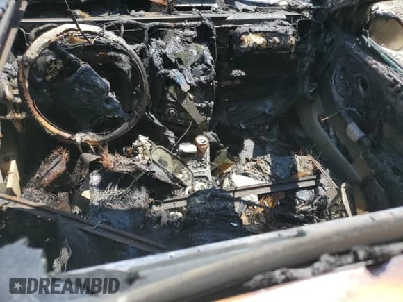 2006 Chevrolet Malibu LTZ z VIN 1G1ZU538X6F286903, wystawiony jako Copart lot #69831654 z przebiegiem Nie podano mil oraz Nie do naprawy • Non repairable. Historia ofert i sprzedaży dostępna na DreamBid. Obrazek 8.