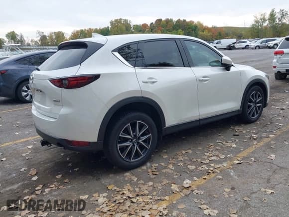 ✅ 2017 Mazda CX-5 Grand Touring • VIN: JM3KFBDLXH0120415 • Lot: 43472310. Wystawiony na IAAI z przebiegiem 95 641 mil. Bezpłatny archiwum sprzedaży aukcyjnych z USA i szczegółowy raport historii pojazdu na DreamBid. Zdjęcie 4.