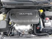 ✅ 2015 Dodge Dart SXT • VIN: 1C3CDFBB1FD101900 • Lot: 42445153. Wystawiony na IAAI z przebiegiem 107 154 mil. Bezpłatny archiwum sprzedaży aukcyjnych z USA i szczegółowy raport historii pojazdu na DreamBid. Zdjęcie 10.