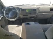 ✅ 1999 Ford F-250 XL • VIN: 1FTNX21L4XEC19000 • Lot: 81460995. Listed on Copart with 119,617 mi. Free auction sales archive from the USA and detailed vehicle history report at DreamBid. Image 8.