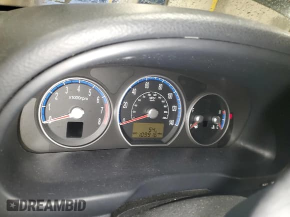 ✅ 2008 Hyundai Santa Fe GLS • VIN: 5NMSG13D88H219227 • Lot: 90569085. Listed on Copart with 109,916 mi. Free auction sales archive from the USA and detailed vehicle history report at DreamBid. Image 9.