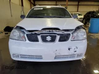 ✅ 2005 Suzuki Forenza • VIN: KL5JJ86Z95K090286 • Lot: 41743805. Wystawiony na Copart z przebiegiem Nie podano. Bezpłatny archiwum sprzedaży aukcyjnych z USA i szczegółowy raport historii pojazdu na DreamBid. Zdjęcie 5.